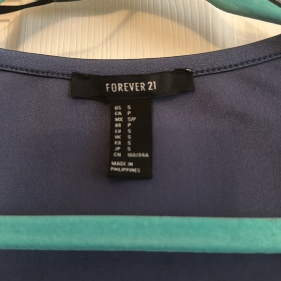 Blue spandex top - Picture 3 of 3